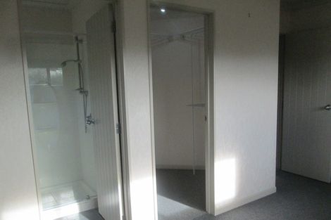 Photo of property in 16b Abergeldie Way, Cambridge, 3434