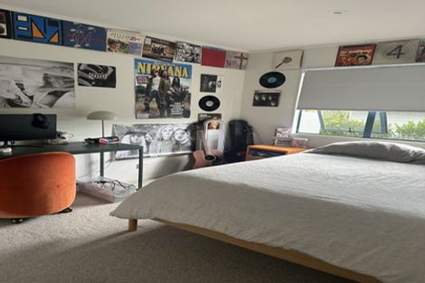 Photo of property in 2/12 Aotearoa Terrace, Murrays Bay, Auckland, 0630