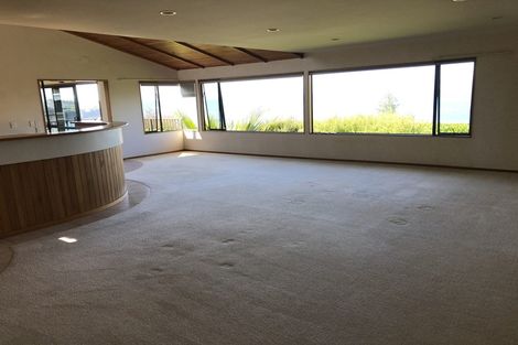 Photo of property in 46 Wade River Road, Stanmore Bay, Whangaparaoa, 0932