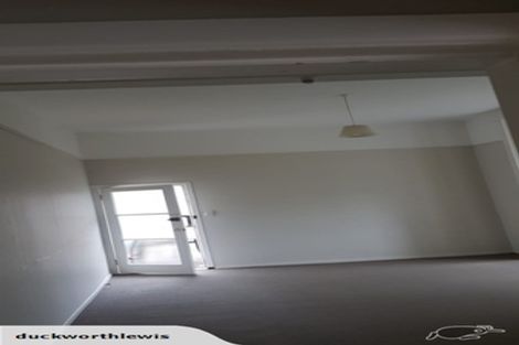 Photo of property in 11 Lawrence Street, Newtown, Wellington, 6021