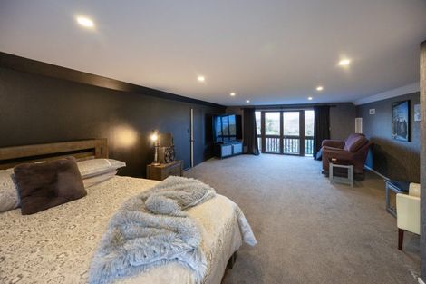 Photo of property in 6 Kentucky Way, Awapuni, Palmerston North, 4412