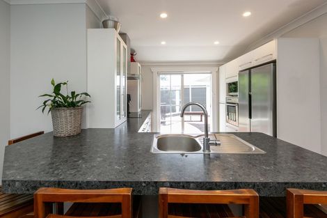 Photo of property in 1106 Caroline Road, Mayfair, Hastings, 4122