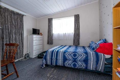 Photo of property in 70 Avenue Road, West End, Timaru, 7910