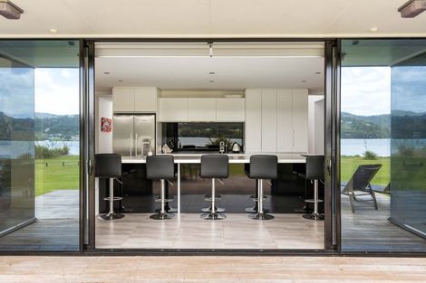 Photo of property in 31 Golden Hills Drive, Pauanui, Hikuai, 3579