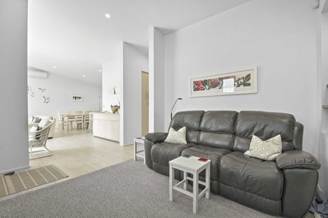 Photo of property in 870 Whangaparaoa Road, Manly, Whangaparaoa, 0930
