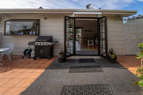 Photo of property in 99 Princes Drive, Britannia Heights, Nelson, 7010