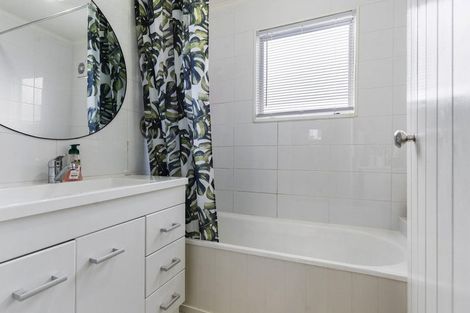 Photo of property in 200 High Street South, Carterton, 5713