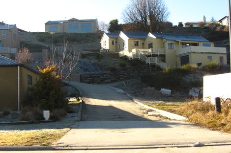 Photo of property in 19 Mcdonnell Road, Arrowtown, 9302