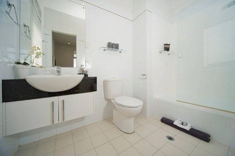 Photo of property in 30 York Street, Russell, 0202