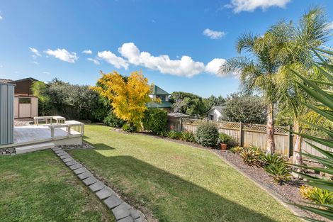 Photo of property in 12 Marlin Street, West Harbour, Auckland, 0618