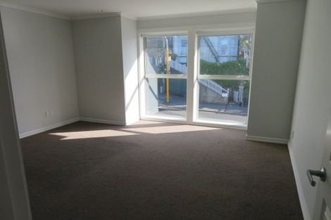 Photo of property in 2/231 The Terrace, Wellington Central, Wellington, 6011