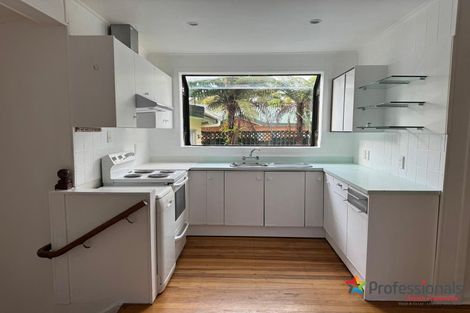 Photo of property in 11a Woodvale Road, Glen Eden, Auckland, 0602