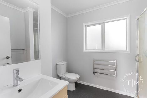 Photo of property in 4b Whitley Crescent, Otara, Auckland, 2023