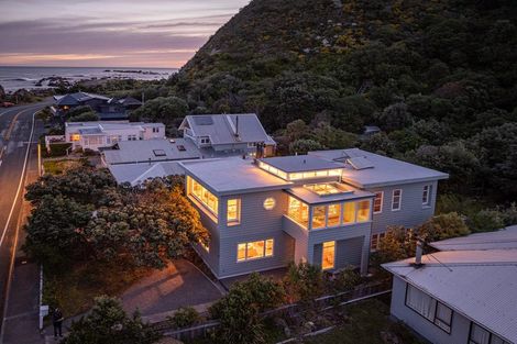 Photo of property in 189 Breaker Bay Road, Breaker Bay, Wellington, 6022