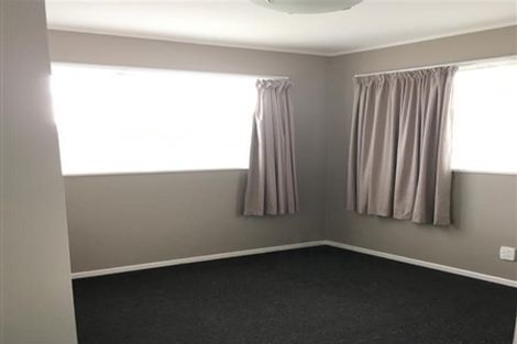 Photo of property in 3 Papa Place, Birkdale, Auckland, 0626