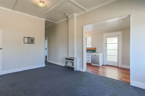 Photo of property in 43 Brookes Street, Inglewood, 4330