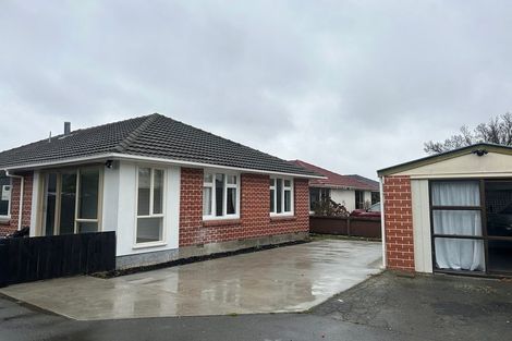 Photo of property in 2/14 Shaftesbury Street, Avonhead, Christchurch, 8042