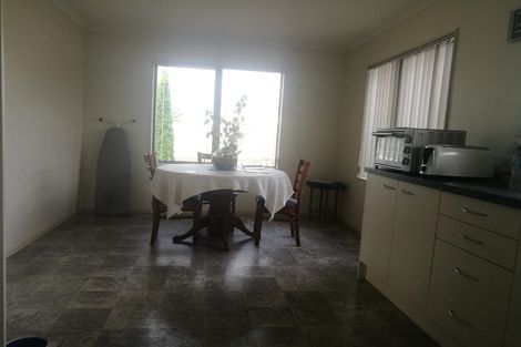 Photo of property in 6 Belle Maison Court, Levin, 5510