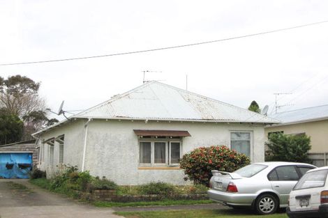 Photo of property in 37 Lyn Street, Lynmouth, New Plymouth, 4310