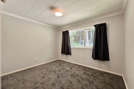 Photo of property in 480 Stokes Valley Road, Stokes Valley, Lower Hutt, 5019