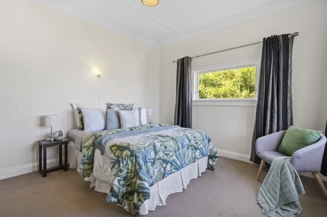 Photo of property in 11 Aranoni Street, Island Bay, Wellington, 6023