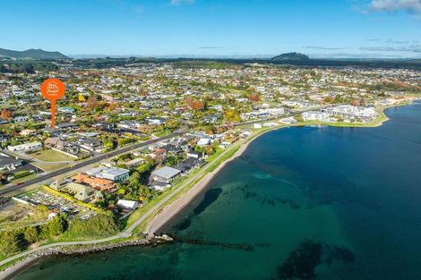 Photo of property in 174 Lake Terrace, Hilltop, Taupo, 3330