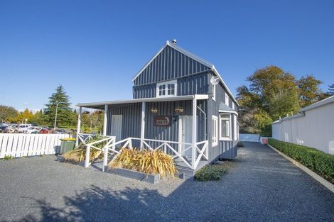 Photo of property in 2/249 Dairy Flat Highway, Albany, Auckland, 0632