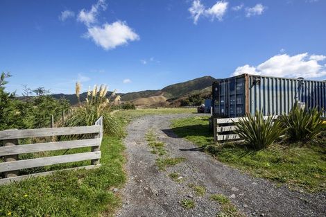 Photo of property in Turvey Farm, 904b Coast Road, Wainuiomata Coast, Wainuiomata, 5373