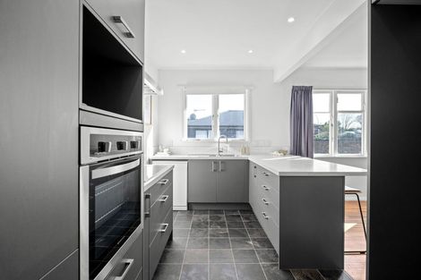 Photo of property in 399 Peachgrove Road, Fairfield, Hamilton, 3214