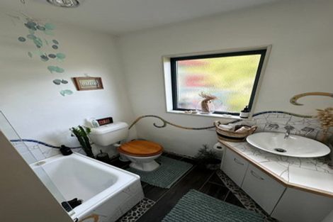 Photo of property in 59a Hawkhurst Road, Lyttelton, 8082