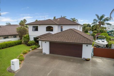 Photo of property in 115 Gravatt Road, Papamoa Beach, Papamoa, 3118