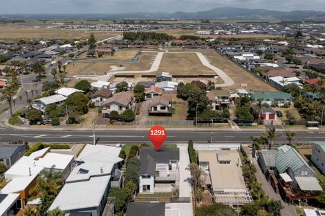 Photo of property in 1291 Papamoa Beach Road, Papamoa Beach, Papamoa, 3118