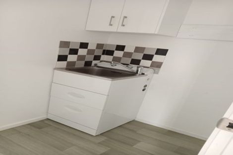 Photo of property in 11 Titoki Avenue, Mangere Bridge, Auckland, 2022