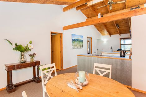 Photo of property in 57 Moana Road, Okitu, Gisborne, 4010