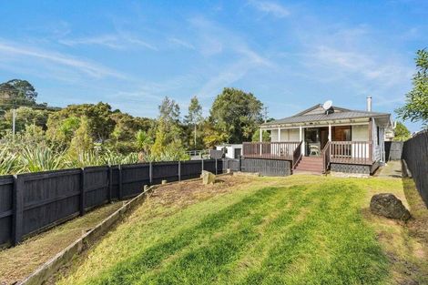Photo of property in 38 Sherrybrooke Place, Sunnyvale, Auckland, 0612