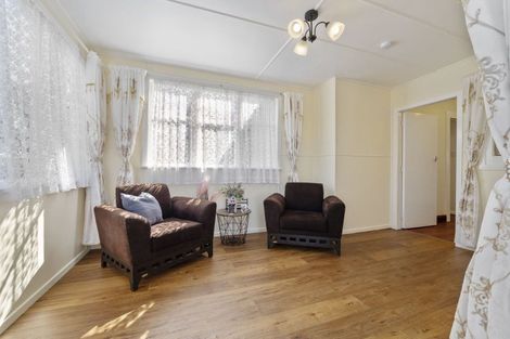 Photo of property in 82 Orlando Street, Stratford, 4332