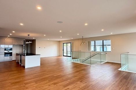 Photo of property in 13 Pacific Heights Road, Orewa, 0931