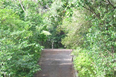 Photo of property in 39 Arapito Road, Titirangi, Auckland, 0604