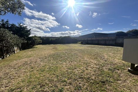 Photo of property in 3 Hodgkins Road, Waikanae Beach, Waikanae, 5036