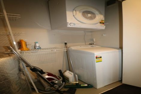 Photo of property in 24/3 Ngahura Street, Eden Terrace, Auckland, 1021