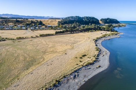 Photo of property in 97 Lake Ferry Road, Lake Ferry, Featherston, 5772