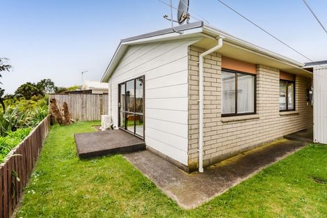 Photo of property in 14a Marchant Place, Westown, New Plymouth, 4310
