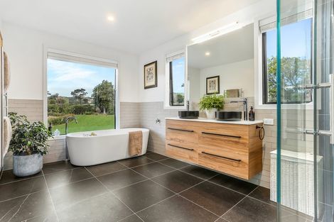 Photo of property in 1164 Weranui Road, Wainui, Silverdale, 0994