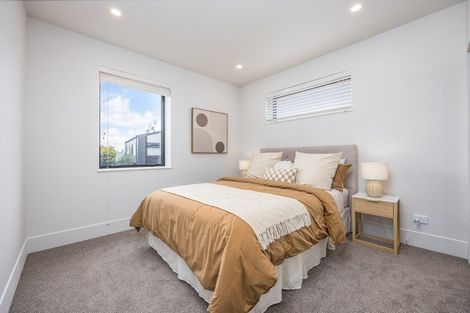 Photo of property in 4d Treasury Place, Onehunga, Auckland, 1061