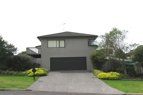 Photo of property in 7 Rook Place, Unsworth Heights, Auckland, 0632