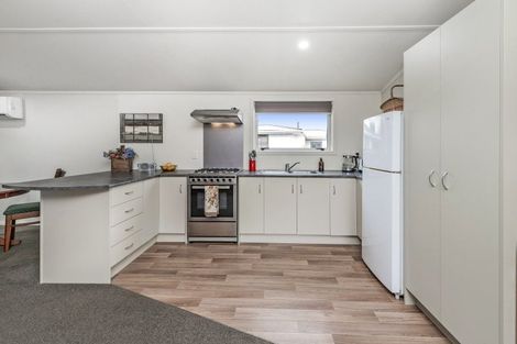 Photo of property in 91 High Street, Oxford, 7430