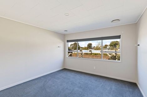 Photo of property in 1a Lismore Street, Strandon, New Plymouth, 4312