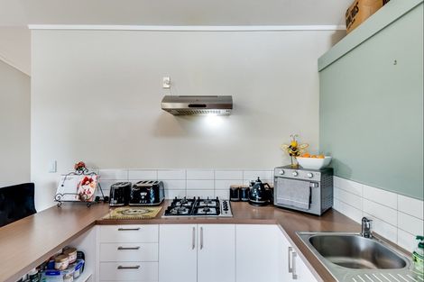 Photo of property in 755 Main North Road, Bay View, Napier, 4182