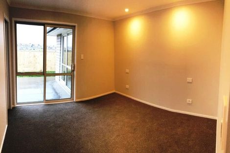 Photo of property in 24 Resolution Drive, Gulf Harbour, Whangaparaoa, 0930