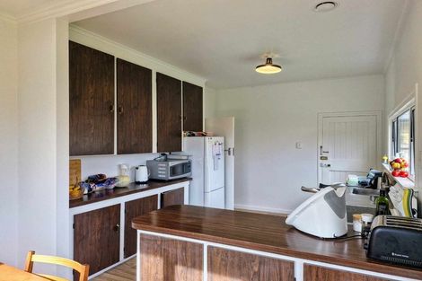 Photo of property in 7 Tarahua Road, Vogeltown, New Plymouth, 4310